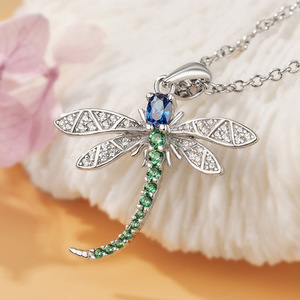 Collana con ciondolo a forma di libellula per donna, catena lunga, gioielli alla moda - Product Image 4