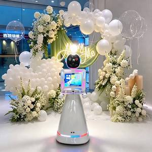 ตู้ถ่ายรูปหุ่นยนต์สำหรับงานแต่งงานในฟาร์มชนบท บรรยากาศอบอุ่น สนุกสนาน - Product Image 1