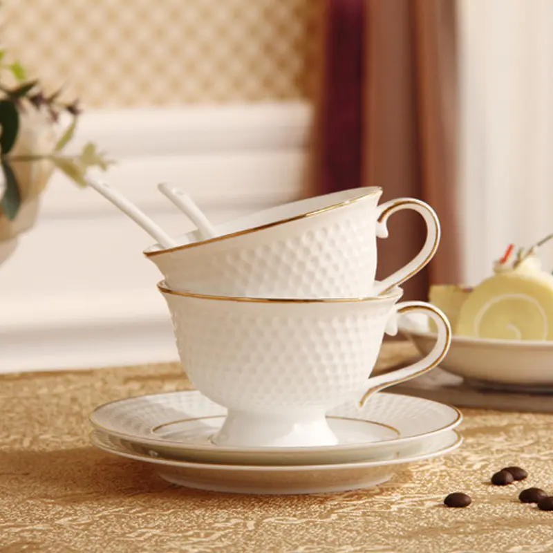 यूरोपीय शाही इंग्लैंड हड्डी चीन सुरुचिपूर्ण चीनी मिट्टी के कप चाय और कॉफी के लिए