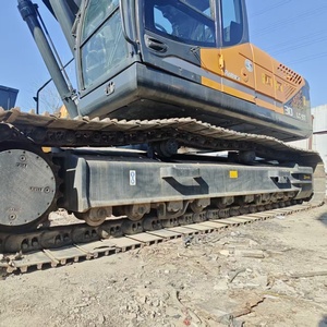 Excavatrice sur chenilles hydraulique haute pression Hyundai 300 LC-9T de 33 tonnes, godet de 1,38 m, puissance de 218 kW, modèle 2024 pour la construction de carrières - Product Image 4