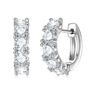 <span class=keywords><strong>Orecchini</strong></span> <span class=keywords><strong>a</strong></span> <span class=keywords><strong>Cerchio</strong></span> da Donna <span class=keywords><strong>in</strong></span> Moissanite da 0,3 ct, 4 mm, Placcati <span class=keywords><strong>Oro</strong></span> 14K, con Chiusura <span class=keywords><strong>a</strong></span> Gancio, Nuova Collezione, Regalo di Compleanno - Product Image 2