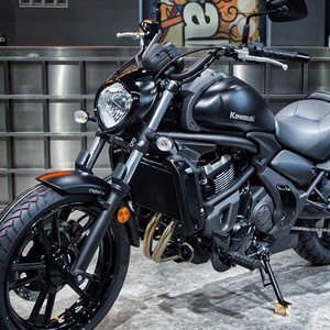 Housse de protection pour moto <span class=keywords><strong>Kawasaki</strong></span> <span class=keywords><strong>Vulcan</strong></span> <span class=keywords><strong>S</strong></span> 650, fabriquée en Chine, pour loisirs et croisières, moteur sans balais, >80 km/h - Product Image 3
