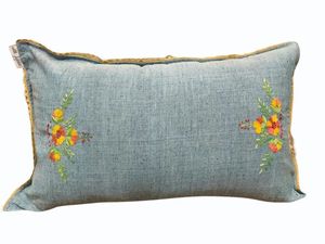 Housse de coussin brodée vert marine, taille 17x27 pouces, en pur coton, lavable en machine, couture machine, motif floral élégant - Product Image 3