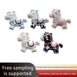 Zili Bestseller Ciondoli in Acrilico Flatback per Capodanno Cinese Anno del Cavallo, Accessori Cartoon per Cinghie Telefono, Decorazioni Fai da Te per Scarpe - Product Image 2