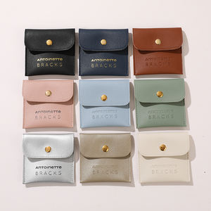 Bolsa de Joyería de Piel Sintética al por Mayor, Bolsa de Embalaje para Joyería con Botón a Presión, Bolsa para Collares y Anillos con su Propio Logotipo - Product Image 6