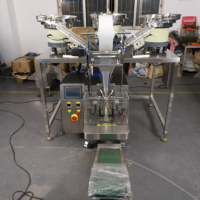 Petite machine automatique de remplissage d'emballage pour vêtements comptage boulons écrous vérifier le poids pochette en plastique matériel attache vis écrou