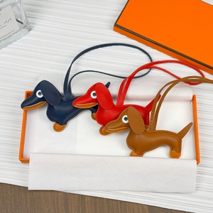 Cartoon PU Leather Dachshund Puppy Bag Pendant Handbag Keychain <b>Purse</b> Charms <b>Key</b> Ring Designer Luxury Puppy Sausage Dog Keychain - Product Image 3