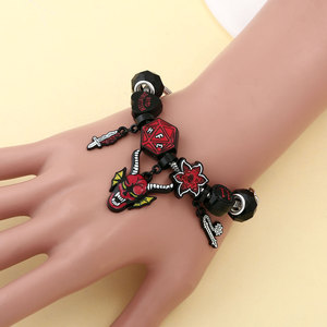 Pulsera <span class=keywords><strong>de</strong></span> moda con temática Hellfire <span class=keywords><strong>Club</strong></span>, pulsera con dijes <span class=keywords><strong>de</strong></span> dados y espadas <span class=keywords><strong>de</strong></span> esmalte negro y rojo, <span class=keywords><strong>pulseras</strong></span> retro <span class=keywords><strong>de</strong></span> película para chicas - Product Image 6