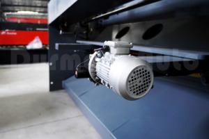 Durmark CNC thủy lực bán tự động chém Máy cắt cho tấm kim loại độ chính xác cao động cơ bánh răng bảo hành 3 năm - Product Image 3