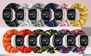 Correa de reloj Scrunchie de venta directa de fábrica para <span class=keywords><strong>Fitbit</strong></span> Versa 4/<span class=keywords><strong>Fitbit</strong></span> Sense 2/<span class=keywords><strong>Fitbit</strong></span> Versa 3/<span class=keywords><strong>Fitbit</strong></span> Sense - Product Image 5