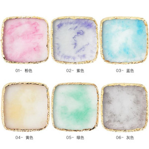 จานสีเรซิ่นสำหรับทำเล็บ รูปทรงวงกลม ขนาด 18 นิ้ว ขอบสีทอง ลายหินอาเกต สำหรับผสมสีและจัดแสดงสีเล็บ - Product Image 3