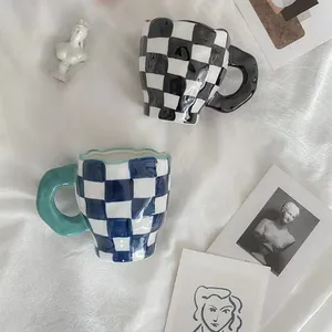 Vendita calda tazze di ceramica irregolari fatte a mano pittura a mano tazze nordiche per caffè tè latte acqua tazza di coppia personalizzata