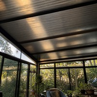 Panneau de toiture ondulé en métal avec âme en PU, profil Great Wall, isolation thermique, hauteur de profil 65 mm pour maison conteneur