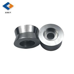 Roue <span class=keywords><strong>de</strong></span> guidage personnalisée en carbure <span class=keywords><strong>de</strong></span> titane à liaison <span class=keywords><strong>acier</strong></span> GT35 pour laminoir à fil à grande vitesse - Product Image 1