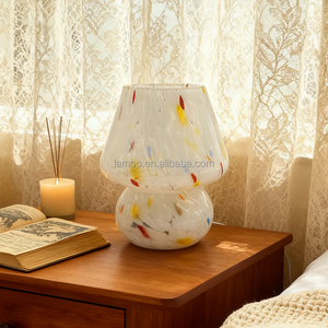 <span class=keywords><strong>Lampada</strong></span> da Tavolo USB a Forma di Zucca Romantica e Sognante, Luce Notturna LED per Camera da Letto, Studio, Casa degli Ospiti, <span class=keywords><strong>Lampada</strong></span> Decorativa d'Atmosfera - Product Image 4