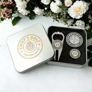 Juego de regalo de golf hecho en China, varios diseños de letras, juego de herramientas para divots, marcador de pelota de golf promocional personalizado con ficha de póker esmaltada - Product Image 2