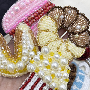 Nouvelles chaussures Patch lisse tasse verre beignet Macarons Fortune pop-corn riz perle tissu autocollant Unique perle broderie verre accessoire - Product Image 3
