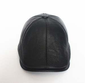 Wholesale leather men hats caps in winter and fall the first layer cowhide leather hot thickened medium old berets - Product Image 6
