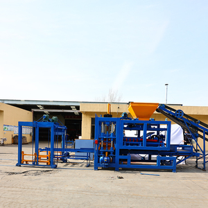 Máquina Automática Hidráulica para Bloques de Hormigón QT6-15 con Sistema de Apilamiento, Alta Capacidad de Producción, Logra una Producción Diaria de 11 520 P - Product Image 3