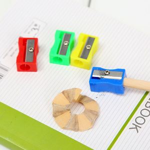 Sacapuntas Rectangular Mini, Diseño Ergonómico Antideslizante para Material Escolar y de Oficina - Product Image 1