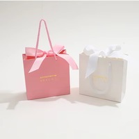 Sac de shopping en papier d'art imprimé coloré avec logo personnalisé, sac cadeau pliable pour bracelet, boucles d'oreilles, collier, bague, bijoux