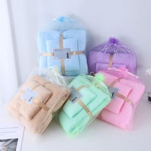 Ensemble de serviettes de bain de luxe pour femmes – Grande vente – Ultra doux – Multicolore – Polaire corail – Séchage rapide – Microfibre – Technique de tissage – Couleur unie - Product Image 2