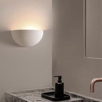 Applique murale LED blanche minimaliste semi-circulaire en plâtre pour la décoration du salon, appliques murales pour le couloir, l'escalier
