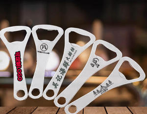 Abridor de Botellas de Cerveza con Cara Sonriente Personalizado, Diseño Simple Creativo de Acero Inoxidable, Regalos Promocionales Reactivos para Empresas - Product Image 3