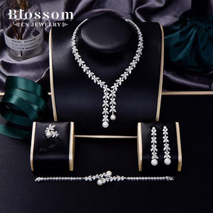 Blossom CS <span class=keywords><strong>Jewelry</strong></span> Factory Custom <span class=keywords><strong>Dubai</strong></span> 925 Sterling <span class=keywords><strong>Silver</strong></span> <span class=keywords><strong>Pearl</strong></span> Necklace Zirconia Bridal Wedding Fine <span class=keywords><strong>Jewelry</strong></span> Sets Para As Mulheres - Product Image 4