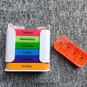 Organizador de Pastillas Semanal Extra Grande, 28 Compartimentos, Color Blanco, en Forma de Cajón, de Plástico, para Gestión del Medicinal - Product Image 4