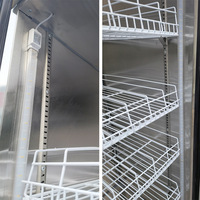 Réfrigérateur commercial vertical en acier inoxydable avec porte vitrée, éclairage LED et refroidissement par air pour vin et bière