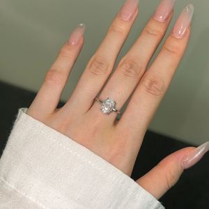 Dylam Stylish High Jewelry Rhodium Plated S925 Silver Oval Shape 8A Crushed <b>Iced</b> Out Cut Zirconia Women Wedding Engagement <b>Rings</b> - Product Image 3