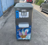 Machine à glaces molles commerciales à 3 saveurs, fabrication de yaourt glacé, glace molle, avec système de sirop arc-en-ciel