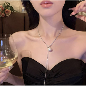 Butterfly Necklace For Women Alloy Clavicle Chain Party Fashion Jewelry - Product Image 3