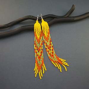 Pendientes Largos con Cuentas, Hechos a Mano, Felicidad - Product Image 1