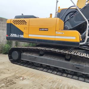 รถขุด220LC-9S ฮุนไดมือสองเครื่องยนต์คัมมินส์2018-2021 - Product Image 5