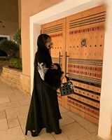 Abaya noire 2026, abaya brodée, fourrure italienne avec ourlet brodé à la main, noir pur, couleur unie, robe longue musulmane pour femmes, robe de fête
