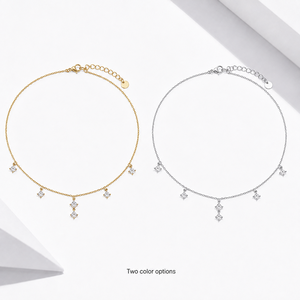 Collier pendentif carré en zircon, acier inoxydable, plaqué or 14 carats sous vide, option chaîne réglable, tons or et argent - Product Image 1