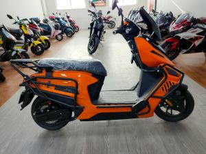 Motocicleta Eléctrica de la Mejor Calidad para Adultos, Legal para Circular en la Calle, 3000W, Motocicleta Eléctrica JH, Scooter Motorizado de 2 Ruedas - Product Image 3