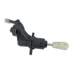 Cylindre maître d'embrayage pour Audi A4 A6 Passat B5 8E2721401AA, nouvelle pièce de rechange - Product Image 1