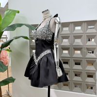 Robe de soirée pour femme à col suspendu, robe élégante sans manches à dos nu avec sequins et col carré