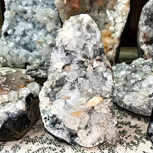 Wholesale Healing <b>Crystal</b> Carved Apophyllite Geode <b>Cluster</b> Citrine <b>Clusters</b> Druzy Handmade Mineral Specimen for Decoration - Product Image 2