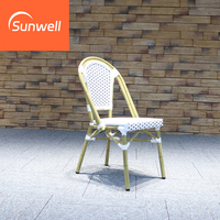 Chaise en rotin tressé de style français empilable à prix d'usine, mobilier de jardin en bambou de Paris, table de bistrot, salon, parc