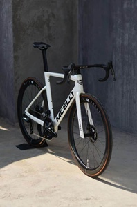 Cadre de vélo de route aérodynamique en fibre de carbone de qualité supérieure SK02 compatible DURA-ACE, passage des câbles interne, couleur personnalisée, vélo de course professionnel 24 vitesses - Product Image 2