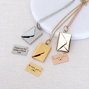 Chaînes tendance en acier inoxydable plaqué or 18 carats personnalisées, pendentif médaillon enveloppe avec message <span class=keywords><strong>secret</strong></span>, bijoux lettre d'amour - Product Image 4