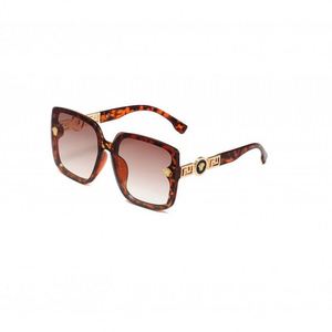 แว่นกันแดดทรงสี่เหลี่ยมเต็มกรอบไล่เฉดสีอ่อนป้องกันรังสียูวีสำหรับทุกเพศ MP0305 แฟชั่นดีไซเนอร์สุดหรู 2026 - Product Image 2