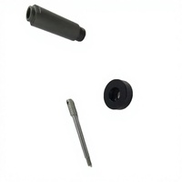 Kit d'assemblage industriel non standard avec composants usinés CNC sur mesure : goupilles moletées, bagues, entretoises, brochage et perçage