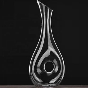Elegante Decantador de Vino de Cristal con Forma Redonda, Empaque Personalizable, Regalo Empresarial Premium para Banquetes de Hotel - Product Image 1