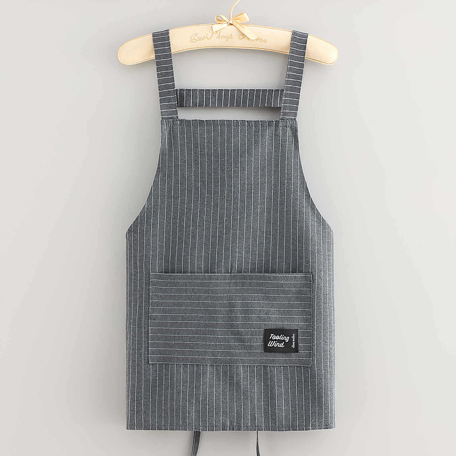 Short gray striped cotton strap