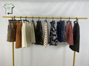 Lote al por Mayor de Pantalones Cortos Usados para Hombre Yijiayi, Mezcla de Poliéster/Algodón, Estilo <span class=keywords><strong>Cargo</strong></span>, Alta Calidad, Verano, Colores y Tallas Variadas, Buena Calidad - Product Image 3
